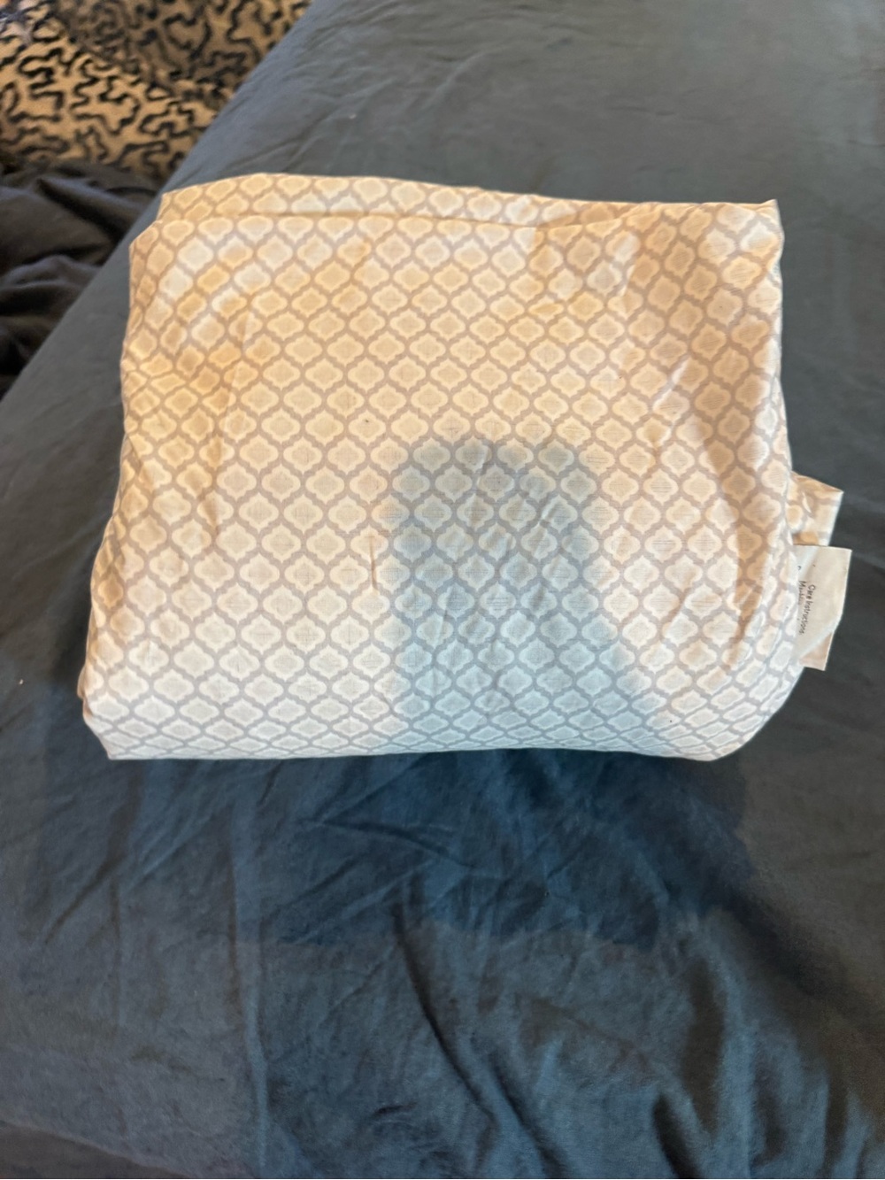 Charisma Gray and White Geometric King Sheet Set